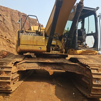 CAT EXCAVATOR 330GC V6 LARGE